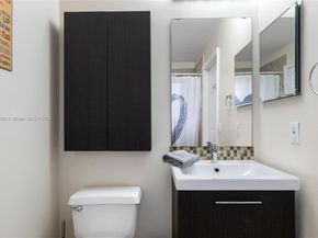1226 NW 170th Ter, Pembroke Pines FL 33028