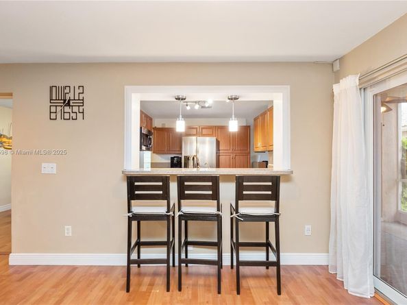 1226 NW 170th Ter, Pembroke Pines FL 33028