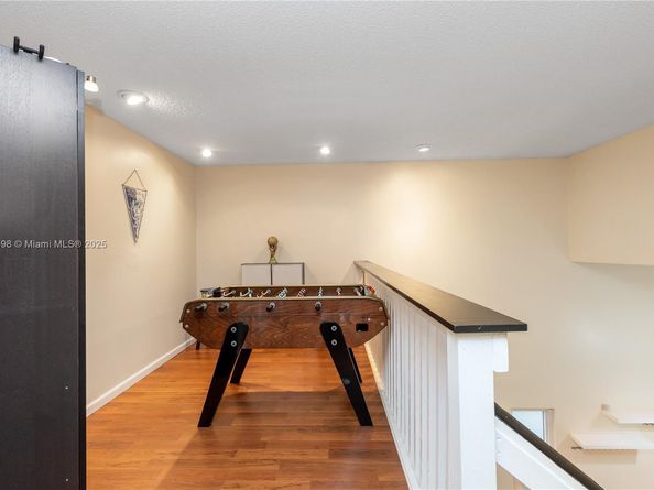 1226 NW 170th Ter, Pembroke Pines FL 33028