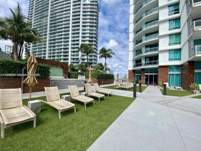 350 S Miami Ave 1905, Miami FL 33130
