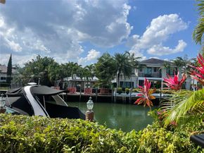 623 Riviera Isle Dr, Fort Lauderdale FL 33301
