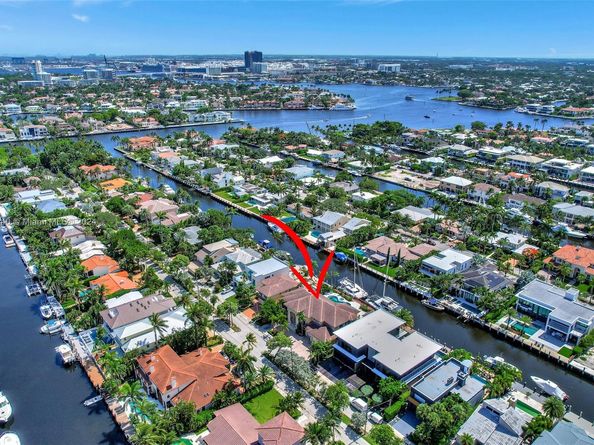 623 Riviera Isle Dr, Fort Lauderdale FL 33301