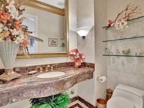 623 Riviera Isle Dr, Fort Lauderdale FL 33301