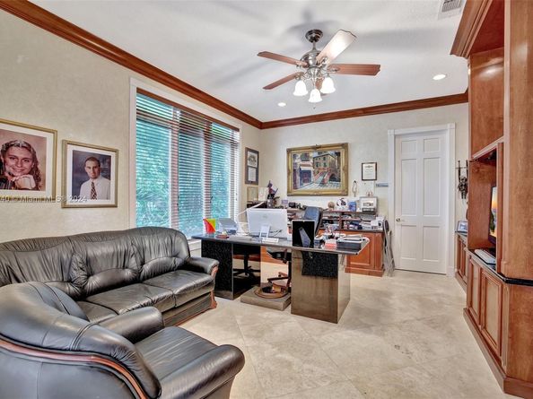 623 Riviera Isle Dr, Fort Lauderdale FL 33301