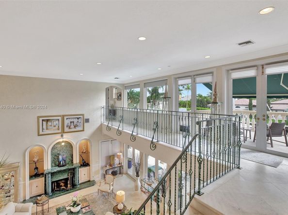 623 Riviera Isle Dr, Fort Lauderdale FL 33301