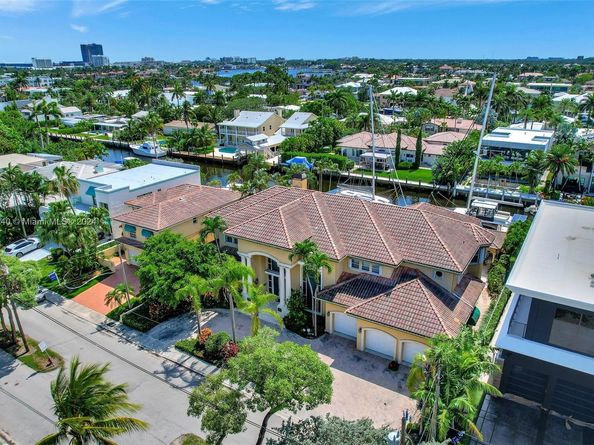 623 Riviera Isle Dr, Fort Lauderdale FL 33301