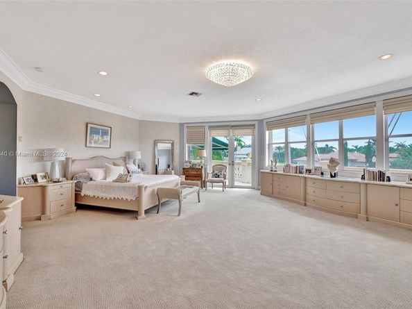 623 Riviera Isle Dr, Fort Lauderdale FL 33301