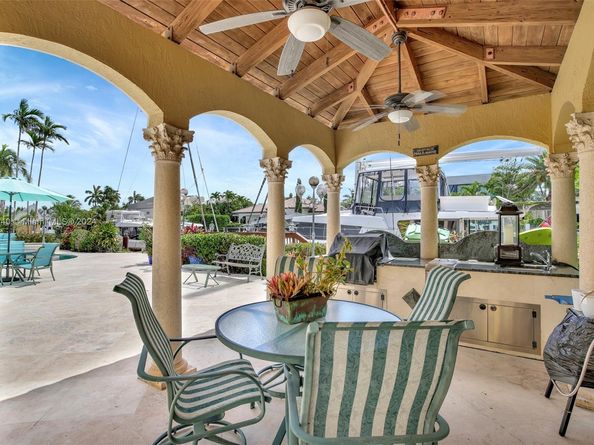 623 Riviera Isle Dr, Fort Lauderdale FL 33301