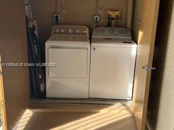 101 SW 117th Ave 7305, Pembroke Pines FL 33025