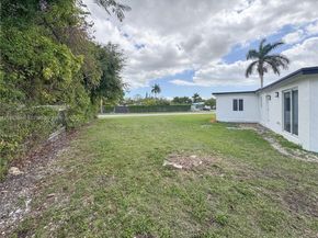 15545 Arizona Rd, Homestead FL 33033