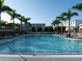 6416 NW 102nd Ct 118, Doral FL 33178