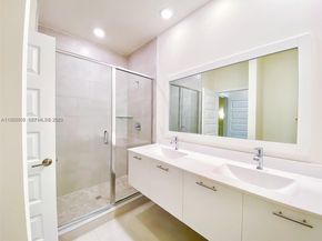 6416 NW 102nd Ct 118, Doral FL 33178