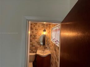 6200 SW 19th St, Miramar FL 33023