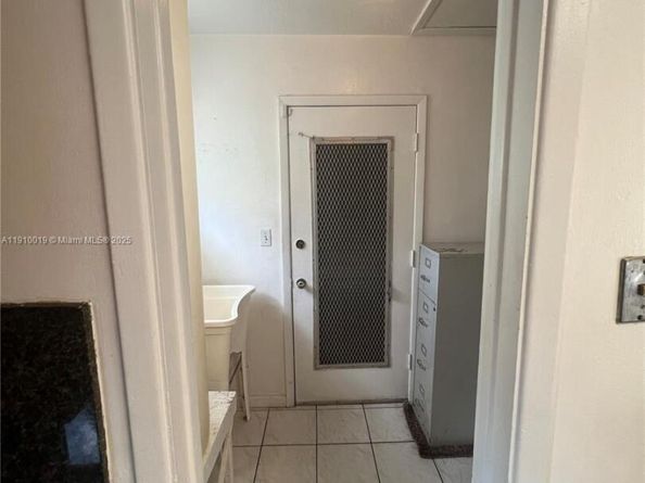 6200 SW 19th St, Miramar FL 33023