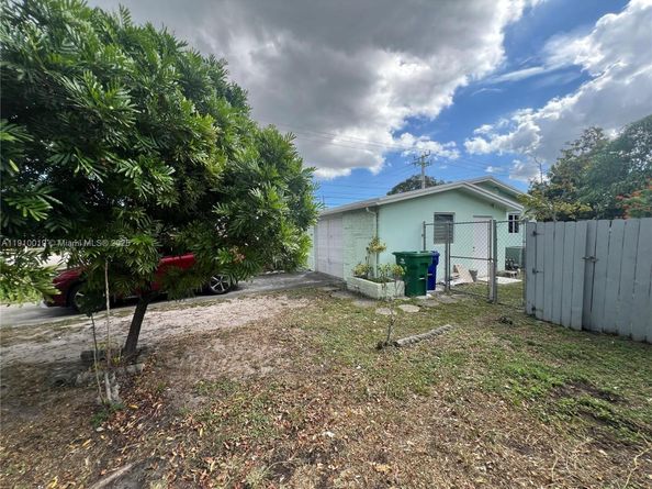 6200 SW 19th St, Miramar FL 33023