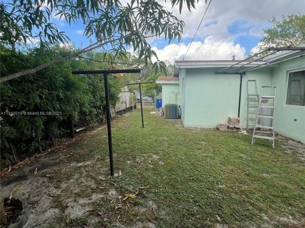 6200 SW 19th St, Miramar FL 33023