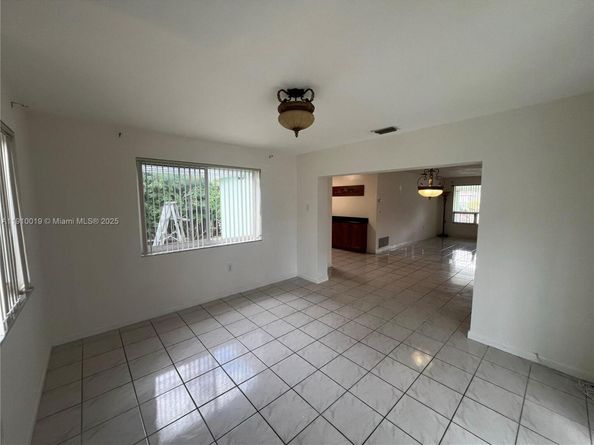 6200 SW 19th St, Miramar FL 33023