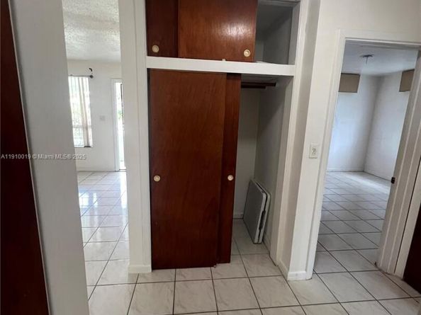 6200 SW 19th St, Miramar FL 33023