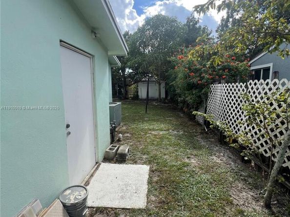 6200 SW 19th St, Miramar FL 33023