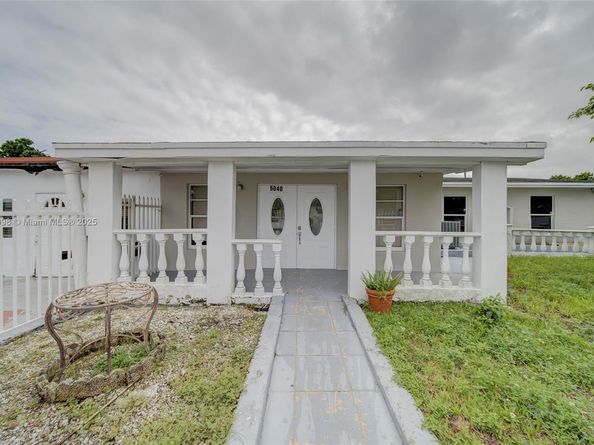 5040 NW 197 St, Miami FL 33055
