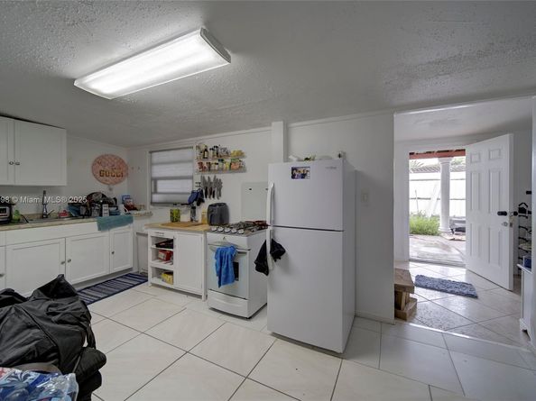 5040 NW 197 St, Miami FL 33055