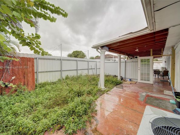 5040 NW 197 St, Miami FL 33055