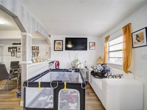 5040 NW 197 St, Miami FL 33055