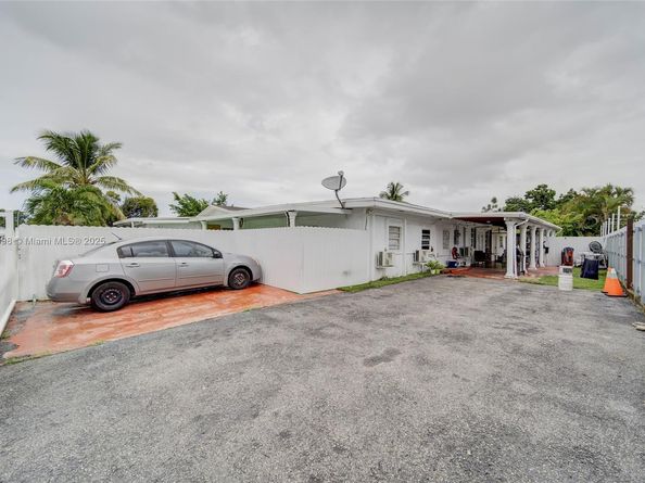 5040 NW 197 St, Miami FL 33055