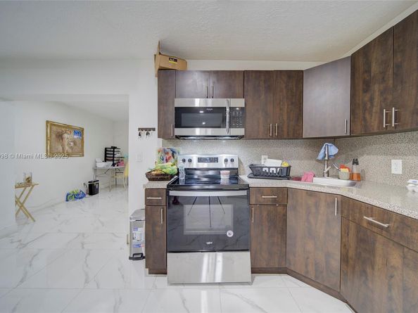 5040 NW 197 St, Miami FL 33055