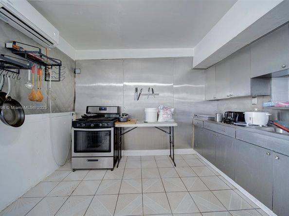 5040 NW 197 St, Miami FL 33055