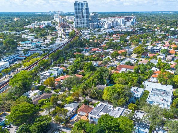 2881 SW 33rd Ct, Miami FL 33133