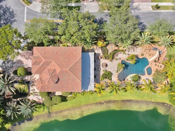 780 SW 167th Ave, Pembroke Pines FL 33027