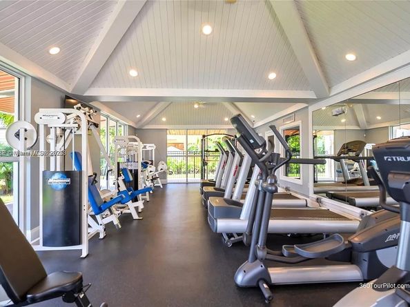 780 SW 167th Ave, Pembroke Pines FL 33027