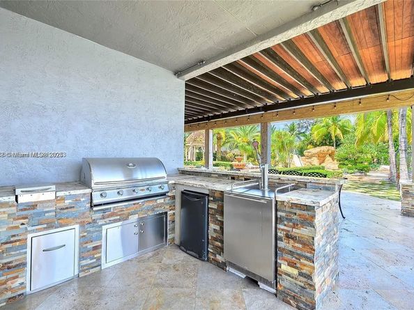 780 SW 167th Ave, Pembroke Pines FL 33027