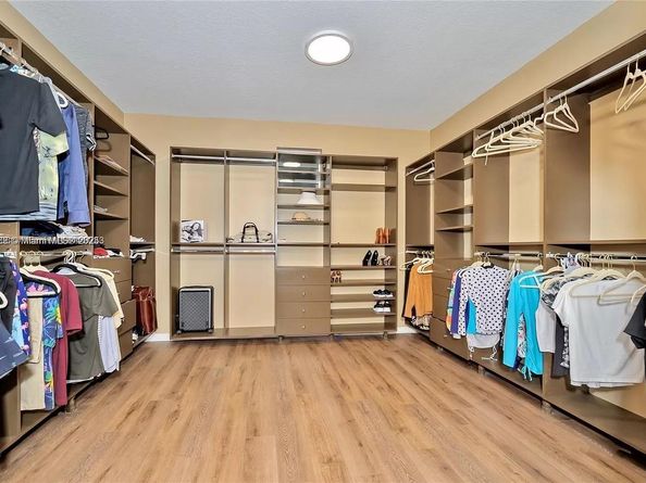 780 SW 167th Ave, Pembroke Pines FL 33027