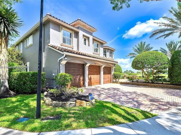 780 SW 167th Ave, Pembroke Pines FL 33027