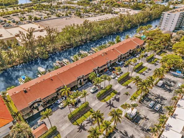 3776 NE 166th St 108, North Miami Beach FL 33160