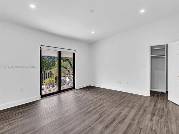 3776 NE 166th St 108, North Miami Beach FL 33160