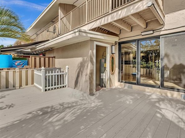 3776 NE 166th St 108, North Miami Beach FL 33160