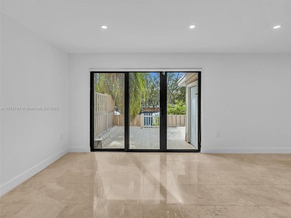 3776 NE 166th St 108, North Miami Beach FL 33160