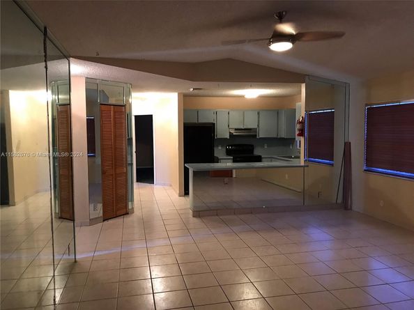 725 NW 19th Ter, Fort Lauderdale FL 33311
