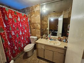 725 NW 19th Ter, Fort Lauderdale FL 33311
