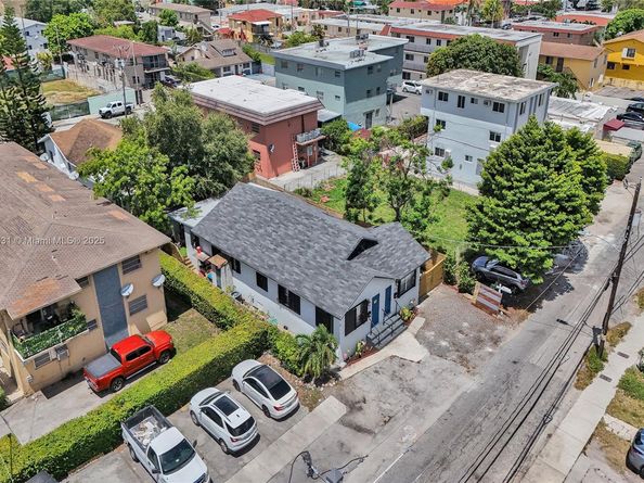 2135 SW 4th street, Miami FL 33135