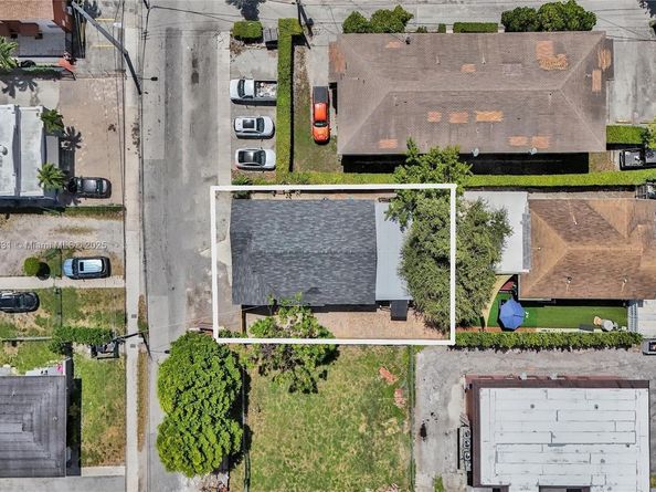 2135 SW 4th street, Miami FL 33135