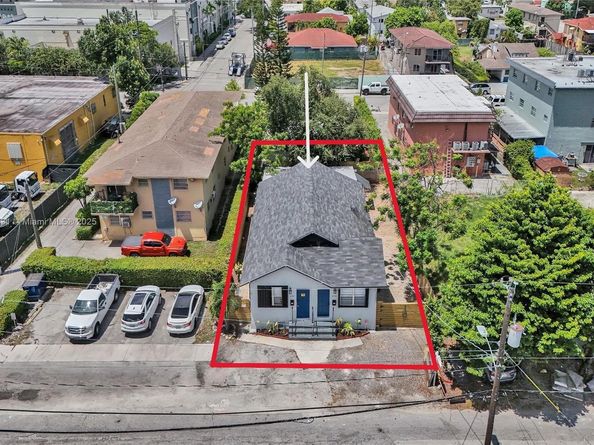 2135 SW 4th street, Miami FL 33135
