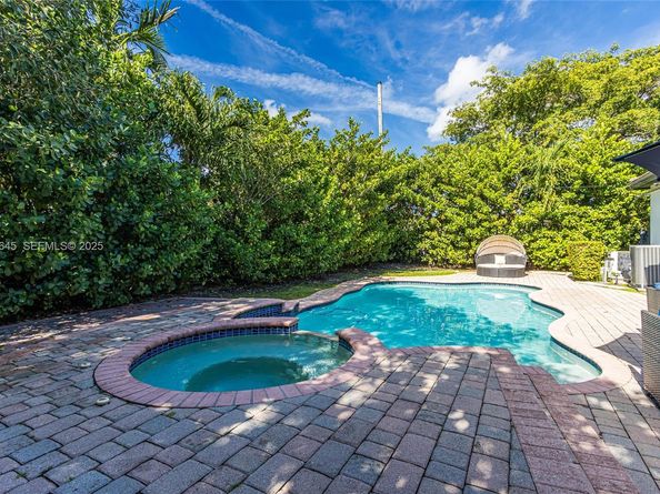 12300 NE Miami Ct, North Miami FL 33161