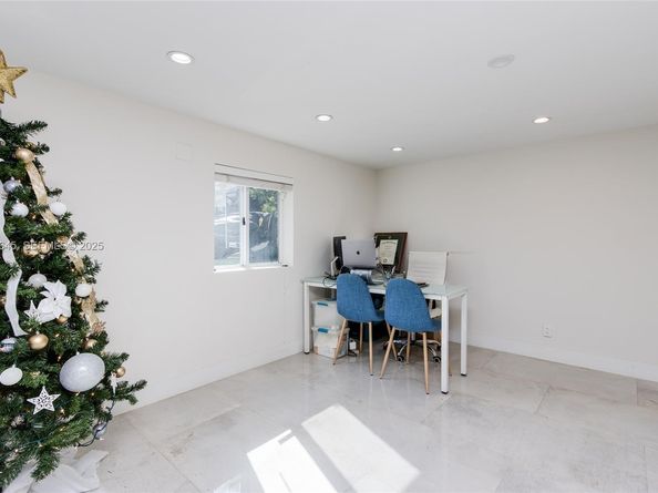 12300 NE Miami Ct, North Miami FL 33161