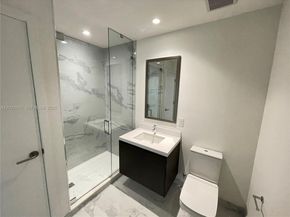 851 NE 1st Ave 3103, Miami FL 33132