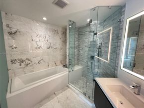 851 NE 1st Ave 3103, Miami FL 33132
