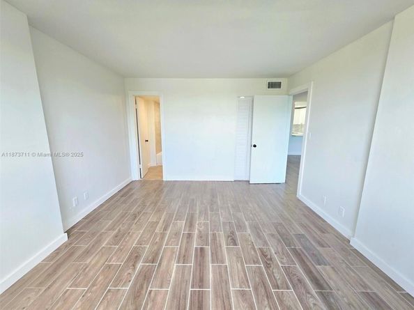 108 Royal Park Dr 2H, Oakland Park FL 33309